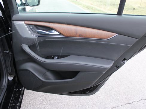 Used 2021 Cadillac CT5 Luxury w/ Sun And Sound Package image 18