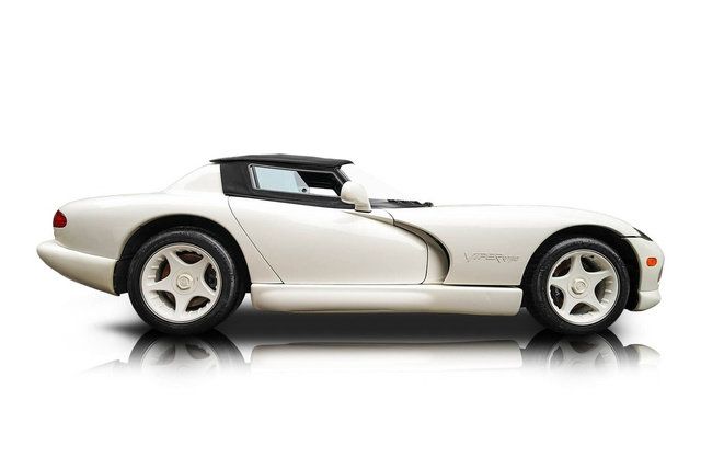 Used 1996 Dodge Viper RT/10 RWD image 2
