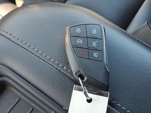 Used 2024 Chevrolet Tahoe LT AWD/4WD image 23