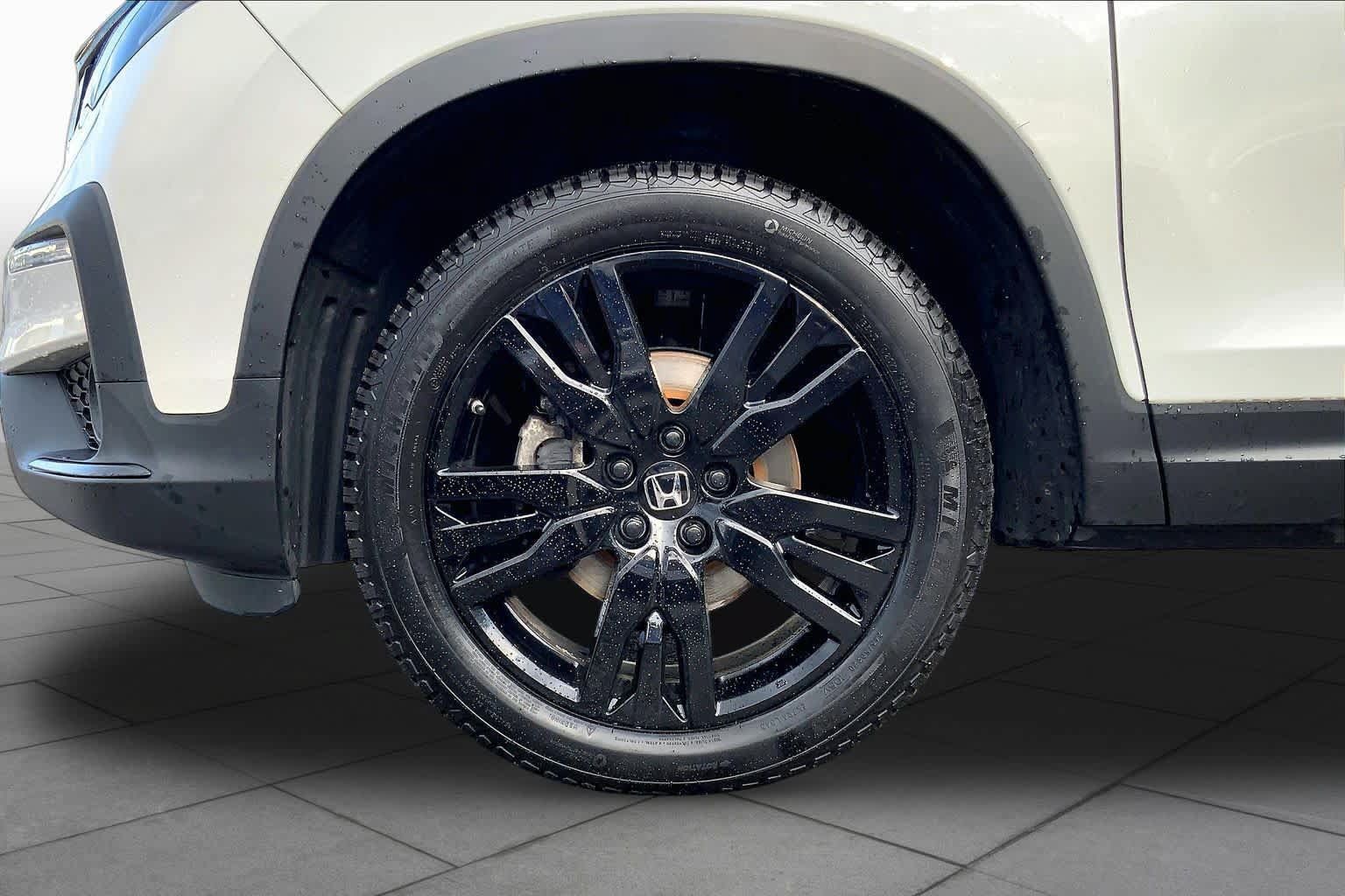 Certified 2021 Honda Pilot Special Edition image 11