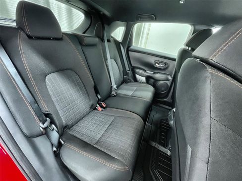 Certified 2025 Honda HR-V Sport image 27