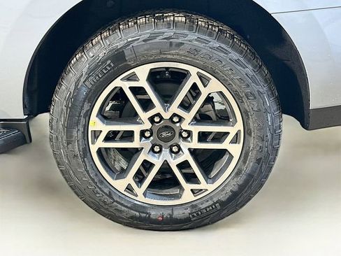 New 2026 Ford Expedition Active image 20