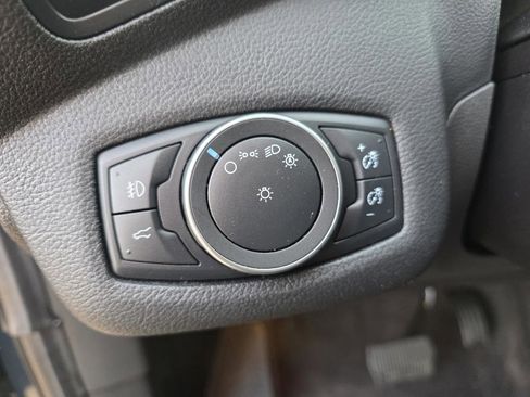 Used 2019 Ford Escape SEL image 22