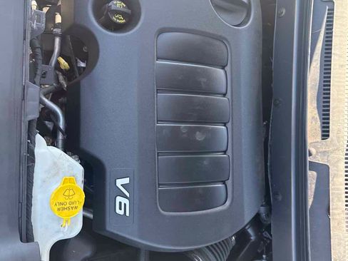 Used 2017 Dodge Journey Crossroad FWD image 32