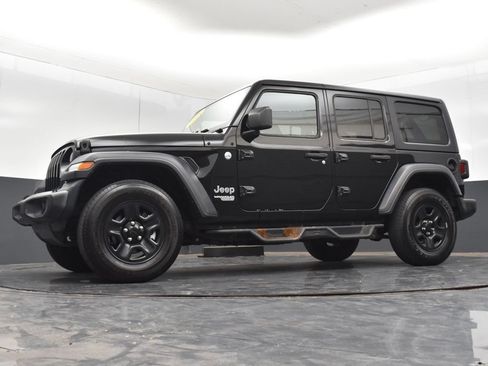 Used 2018 Jeep Wrangler Unlimited Sport AWD/4WD image 28