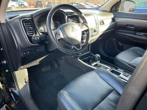 Used 2020 Mitsubishi Outlander SEL image 5