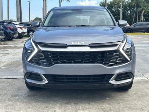 Certified 2024 Kia Sportage EX FWD image 3