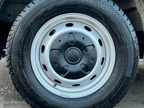 Used 2024 Ford Transit 250 148 Medium Roof w/ Interior Upgrade Package image 27