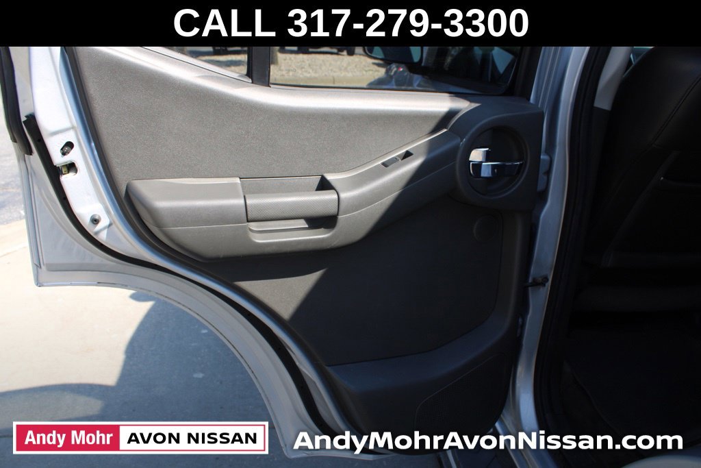 Used 2011 Nissan Xterra PRO-4X w/ Pro-4x Leather Pkg AWD/4WD image 24