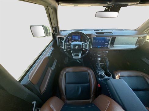 Used 2023 Ford Bronco Outer Banks image 22