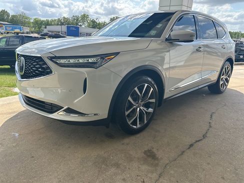 Used 2023 Acura MDX FWD w/ Technology Package image 4