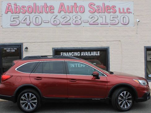 Used 2016 Subaru Outback 3.6R Limited image 1
