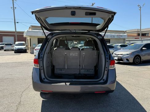 Used 2016 Honda Odyssey SE image 5