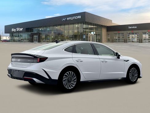 New 2026 Hyundai Sonata Limited FWD image 8