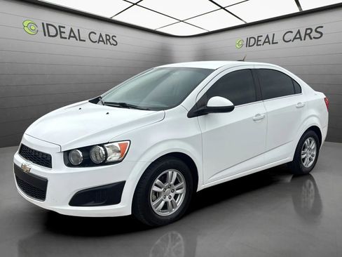Used 2016 Chevrolet Sonic LT FWD image 1