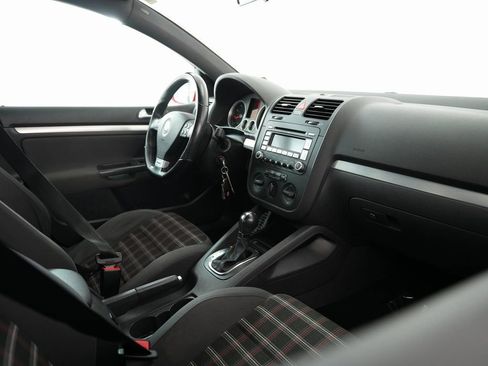 Used 2009 Volkswagen GTI 4-Door image 45