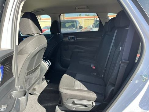 New 2026 Kia Sorento LX FWD image 18