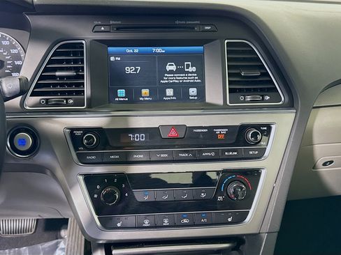 Used 2017 Hyundai Sonata Sport w/ Value Edition Package 02 image 18