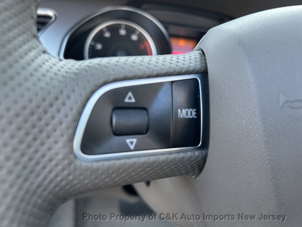 Used 2011 Audi A5 2.0T Premium w/ Bluetooth/Homelink Pkg AWD/4WD image 32