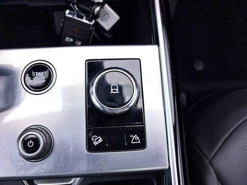 Used 2023 Land Rover Range Rover SE AWD/4WD image 30