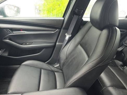 Used 2025 MAZDA MAZDA3 s FWD image 24