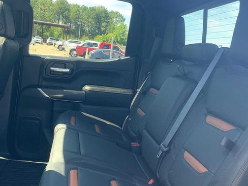 Used 2019 GMC Sierra 1500 AT4 w/ AT4 Preferred Package AWD/4WD image 31