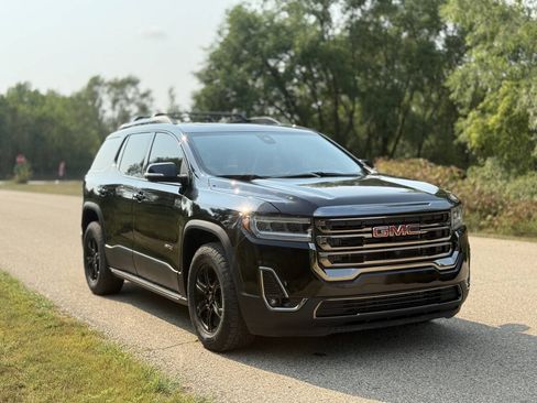 Used 2023 GMC Acadia AT4 w/ Technology Package AWD/4WD image 3