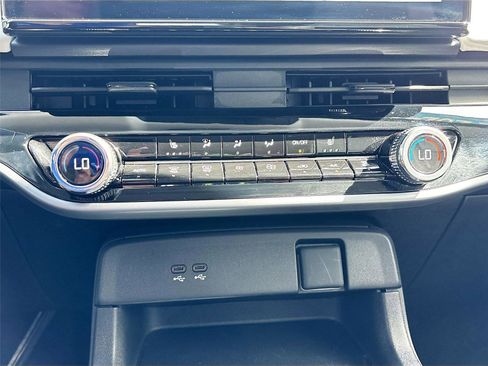 Used 2024 Honda Prologue Touring image 19