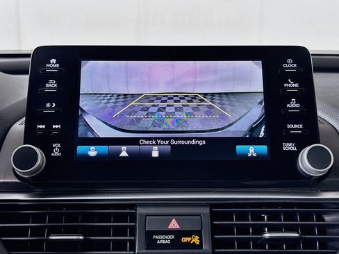 Used 2018 Honda Accord EX image 22