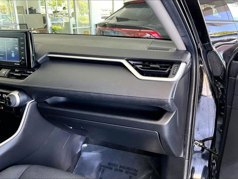 Used 2020 Toyota RAV4 LE w/ All Weather Liner Package image 26