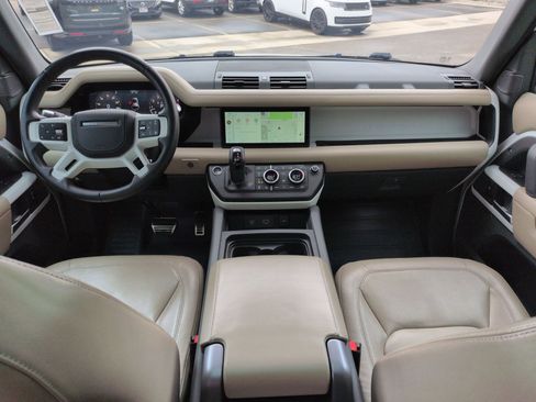 Used 2020 Land Rover Defender 110 HSE image 24