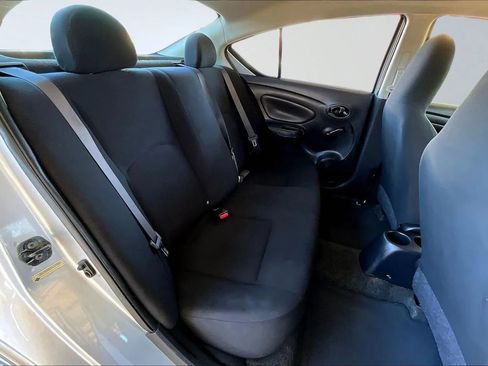 Used 2013 Nissan Versa S Plus image 19