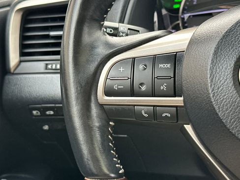 Used 2019 Lexus RX 350L w/ Premium Package image 28