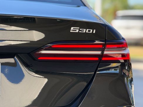 New 2026 BMW 530i w/ Convenience Package RWD image 10