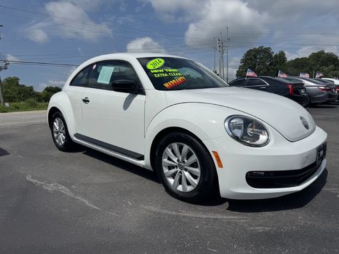 Used 2014 Volkswagen Beetle 1.8T FWD image 3