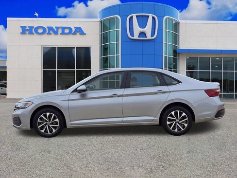 Used 2024 Volkswagen Jetta S FWD image 6