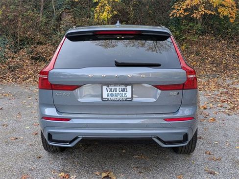 Certified 2023 Volvo XC60 B5 Plus image 6