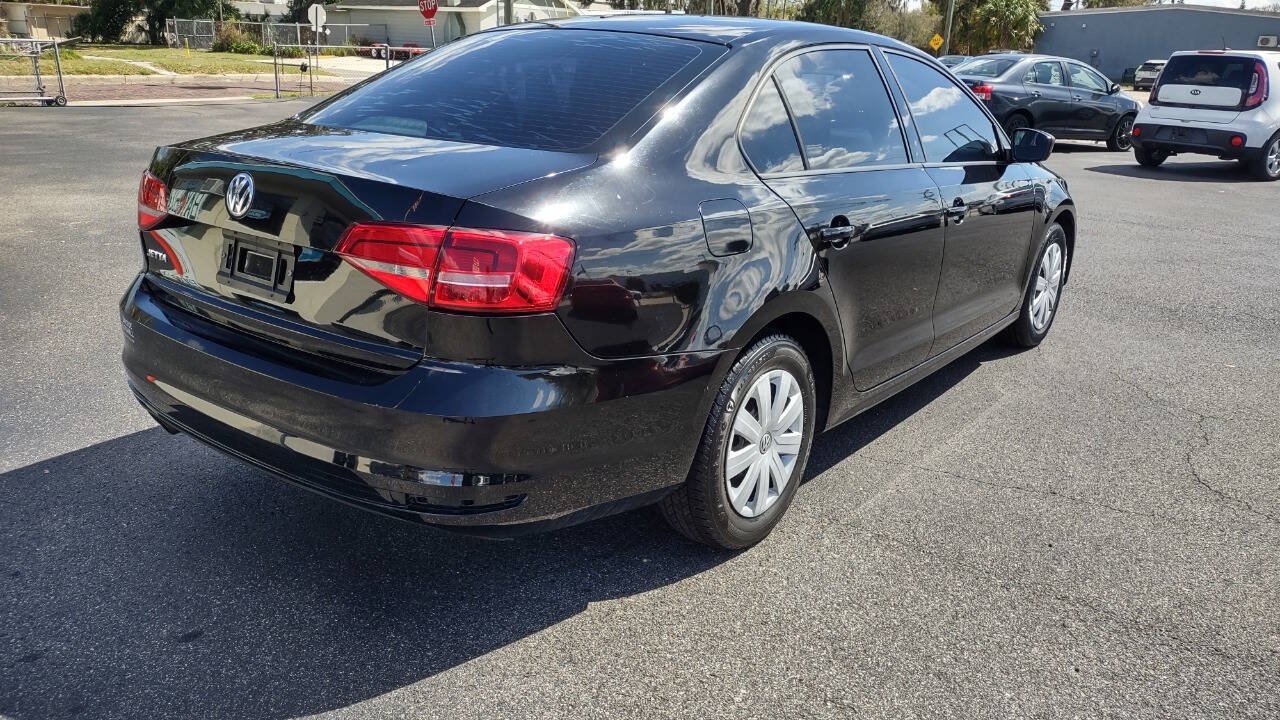 Used 2015 Volkswagen Jetta S FWD image 4