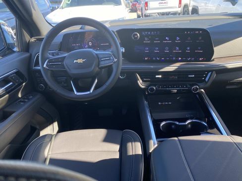 New 2026 Chevrolet Suburban Premier w/ Sun And Tow Package image 9