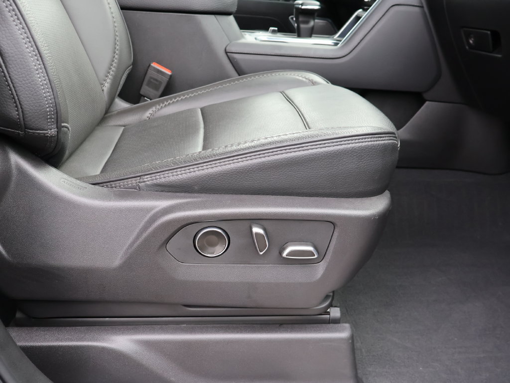 Used 2024 GMC Sierra 1500 Denali AWD/4WD image 13