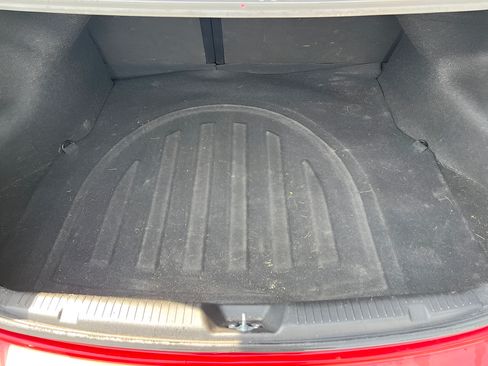 Used 2013 Hyundai Elantra GLS FWD image 10