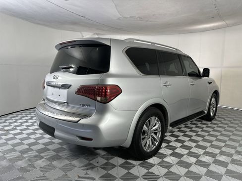 Used 2017 INFINITI QX80 4WD w/ Driver Assistance Package image 8