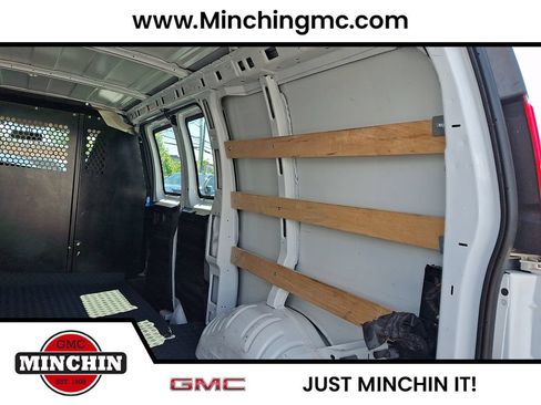 Used 2024 GMC Savana 2500 w/ Driver Convenience Package RWD image 27