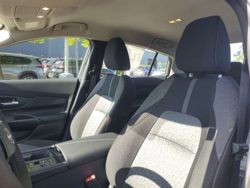 New 2026 Nissan Sentra SV w/ SV Convenience Package FWD image 10