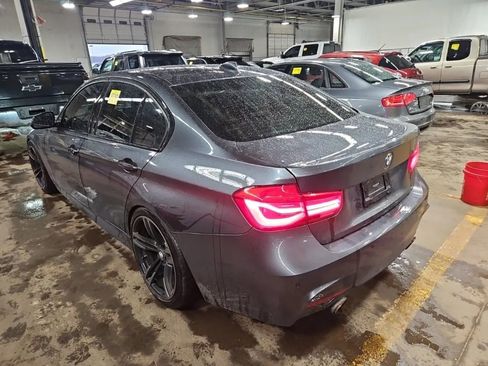 Used 2018 BMW 340i xDrive Sedan w/ Premium Package image 2