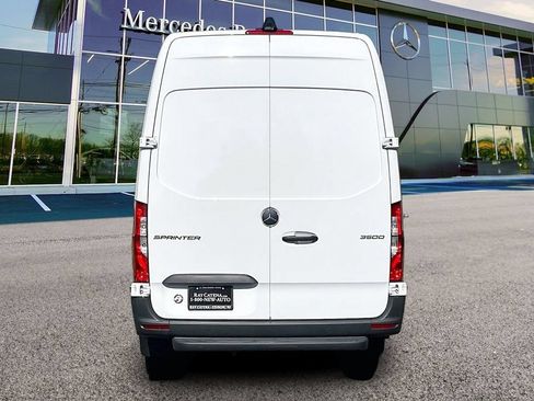 Used 2026 Mercedes-Benz Sprinter 3500 image 4