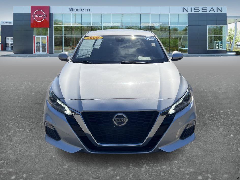 Used 2021 Nissan Altima 2.5 SV FWD image 2