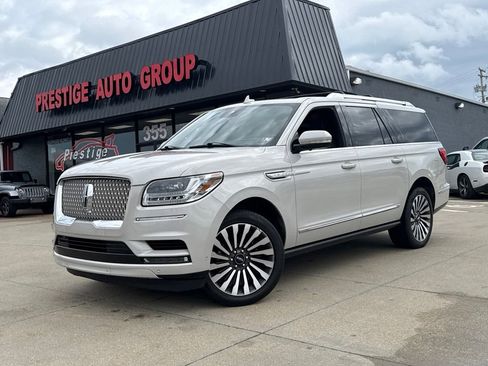 Used 2021 Lincoln Navigator L Reserve AWD/4WD image 24