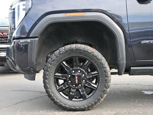 Used 2024 GMC Sierra 2500 AT4 w/ AT4 Premium Plus Package AWD/4WD image 28