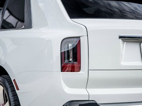 New 2026 Rolls-Royce Cullinan image 13